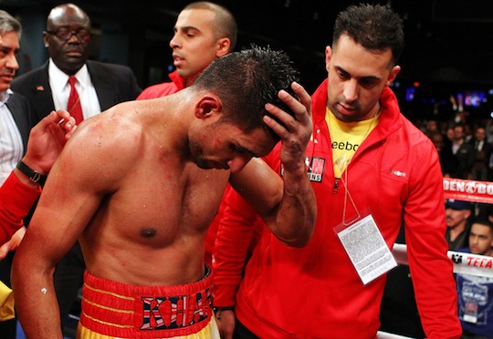 Amir Khan v Lamont Peterson A deflated Amir Khan