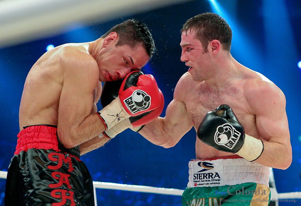 Felix LEONIDAS Sturm vs. Matthew THE KNIFE Macklin - DAS DUELL UM DIE KRONE Felix LEONIDAS Sturm vs. Matthew THE KNIFE Macklin