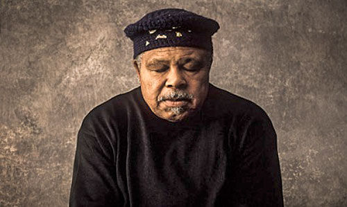 Archie_Moore-bio Archie_Moore-bio.jpg