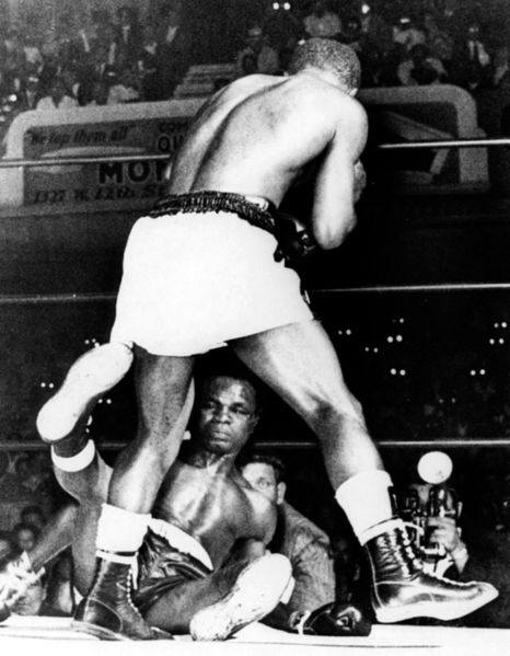 Davey Moore-2 Davey Moore Retains World Featherweight Title