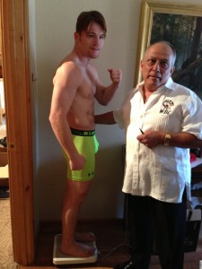 Mayweather vs. Alvarez: Canelo weighs in at 166.8 lbs. 