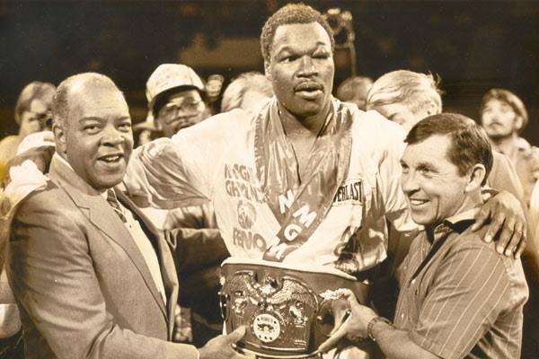 Larry Holmes-2 Larry Holmes