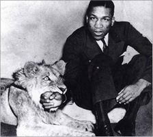 William  Jones and his lions