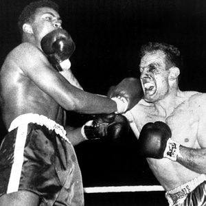 Muhammad Ali KO 6 Henry Cooper